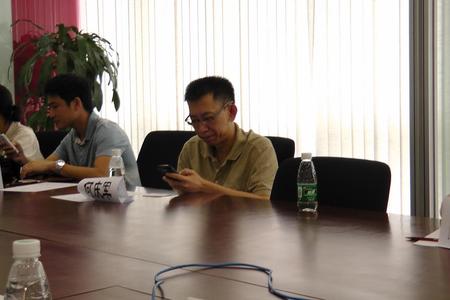 《国际电子商情》电子圈微报见面会:众圈友齐侃中国智能机市场